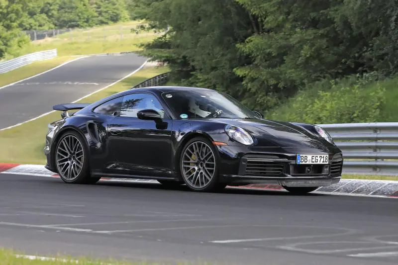 Zoom Porsche 911 Turbo E Hybrid 2024 Les Spyshots De La Sportive Electrifiee1258465830394981447.